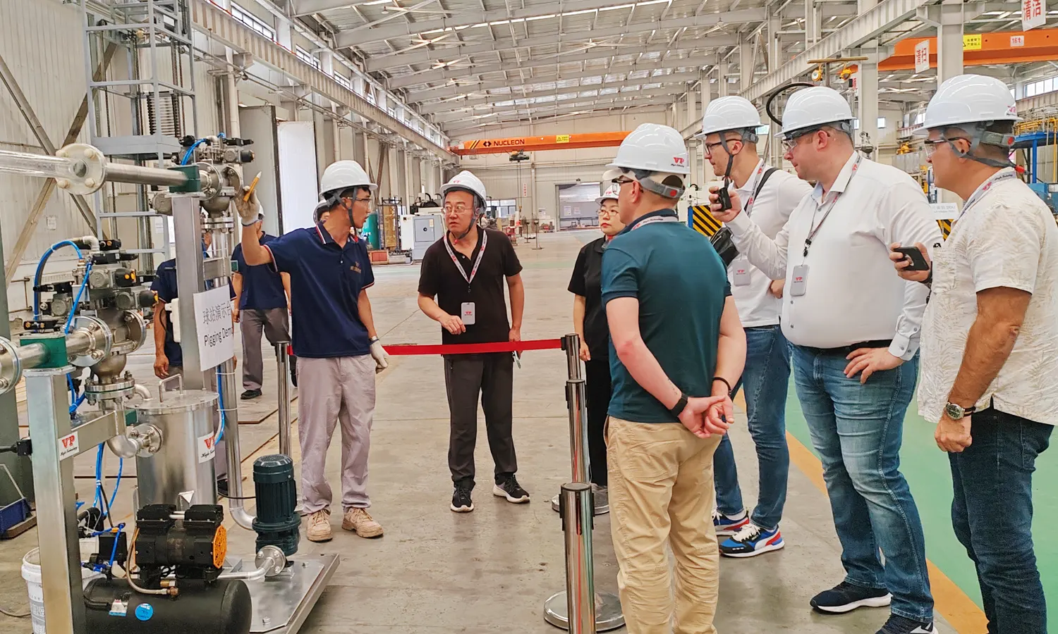 Customers Visit Our Factory