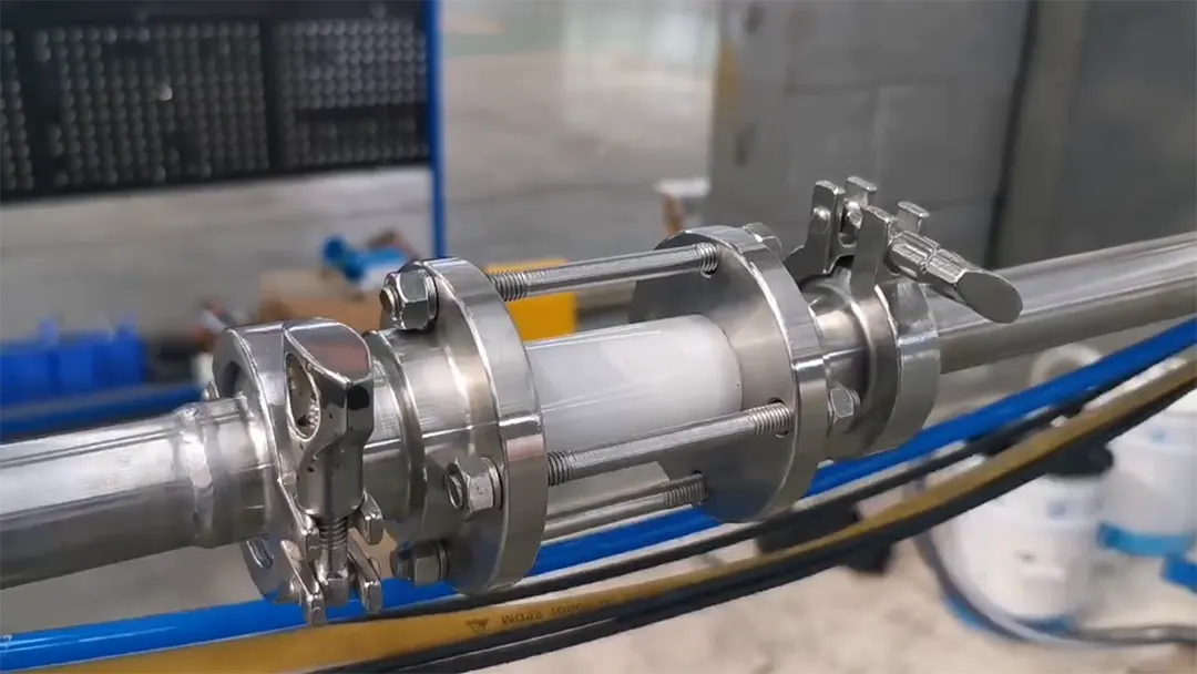 VP White Coating Pipeline Cleaning VP White Coating Pipeline Cleaning