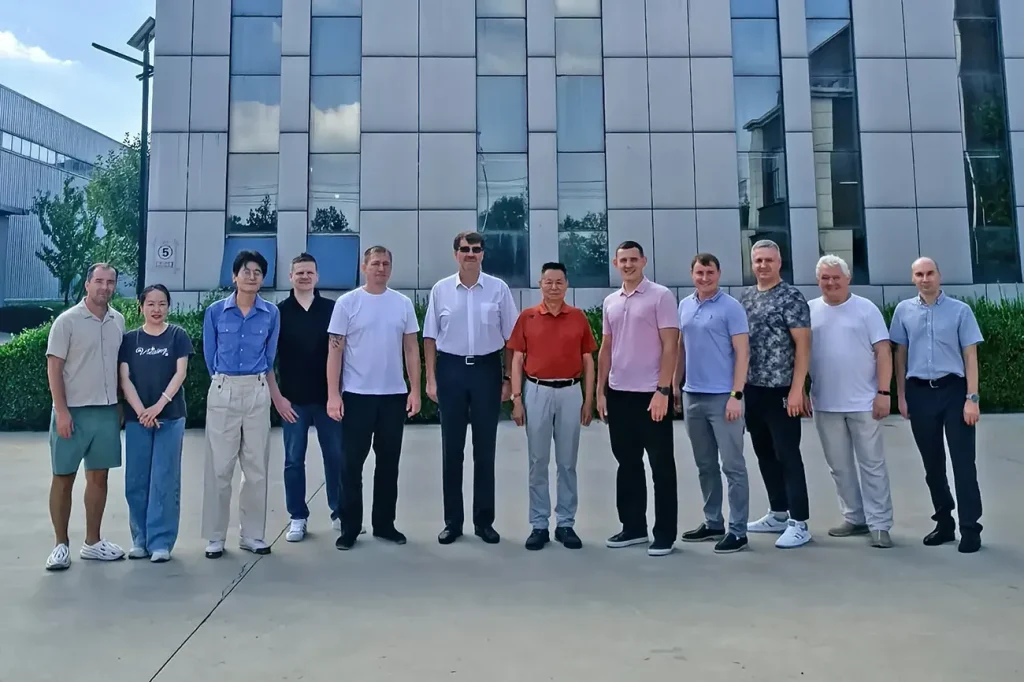 Executives from Eastern European Gas Giant Visit BJVP,